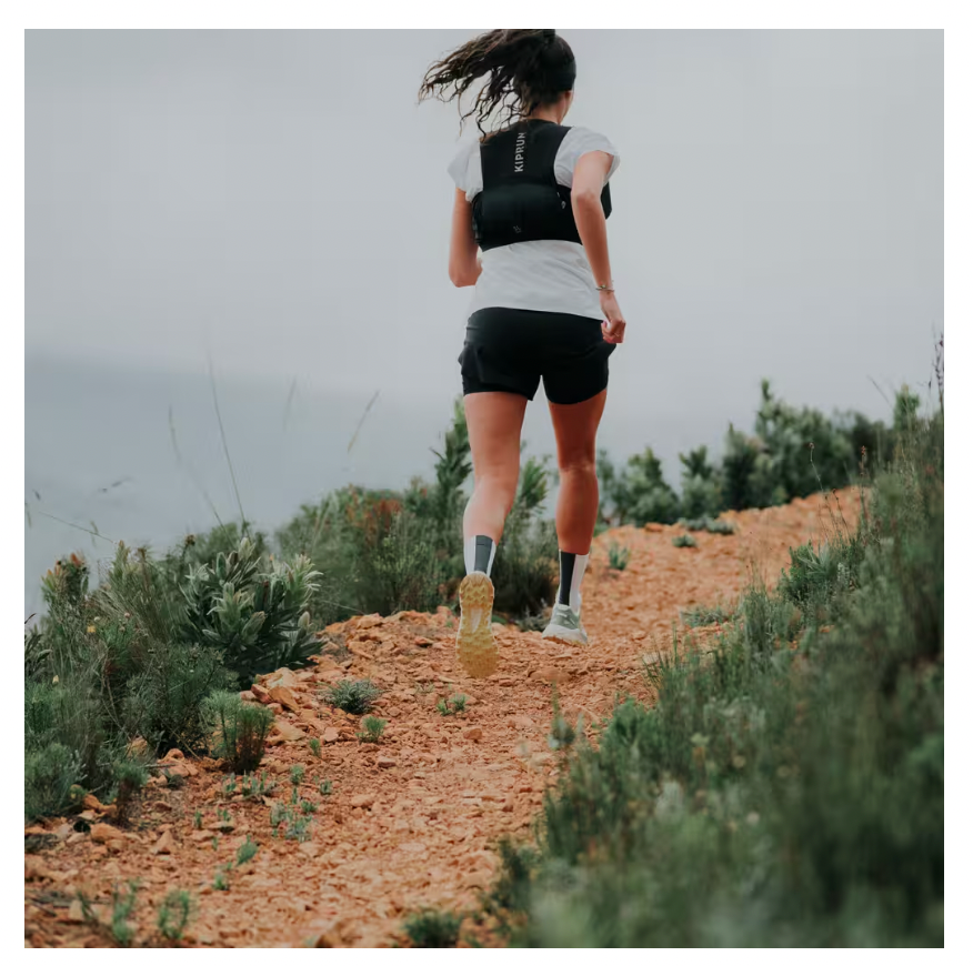 Tất chạy bộ cổ cao mỏng nhẹ - 04101246-RNS